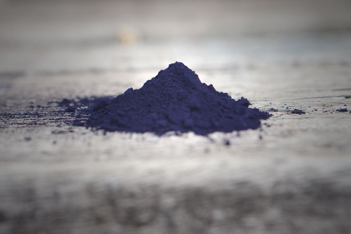 革が、プラスチックになった日